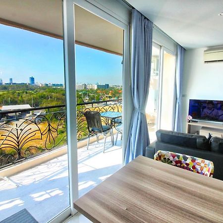 Atlantis Residence Jomtien Beach Exterior photo